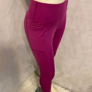Bally Total Fitness Leggings Size Medium